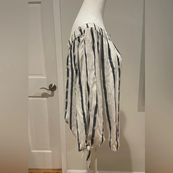 Target Striped Long Sleeve Off The Shoulders Open Shoulders Top Size Large - Picture 3 of 9
